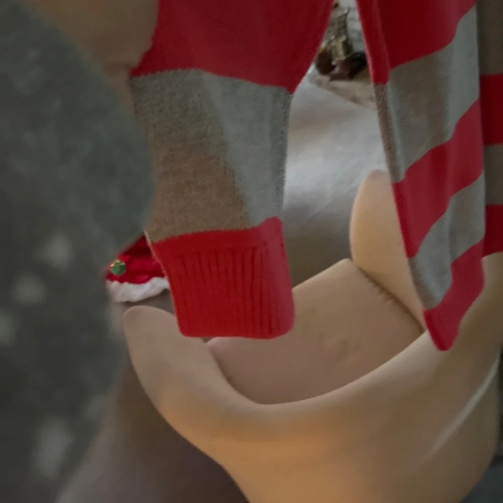 Top - Picture 4 of 5